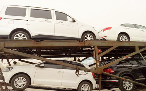 北京小轿车托运公司上下两层运输车辆